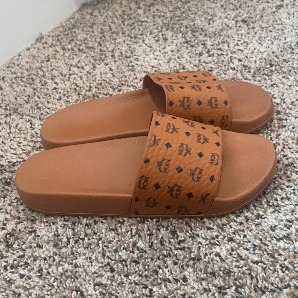 MCM Monogram Logo Slides (Cognac  / Classic, Size 40)